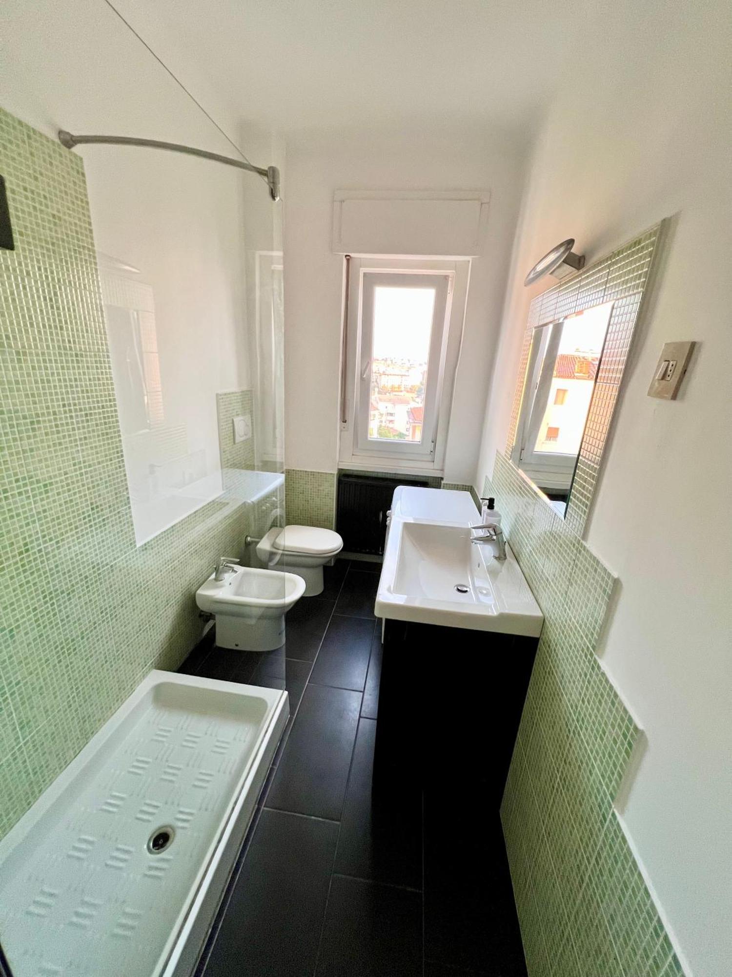 Apartment Sea View And Private Parking