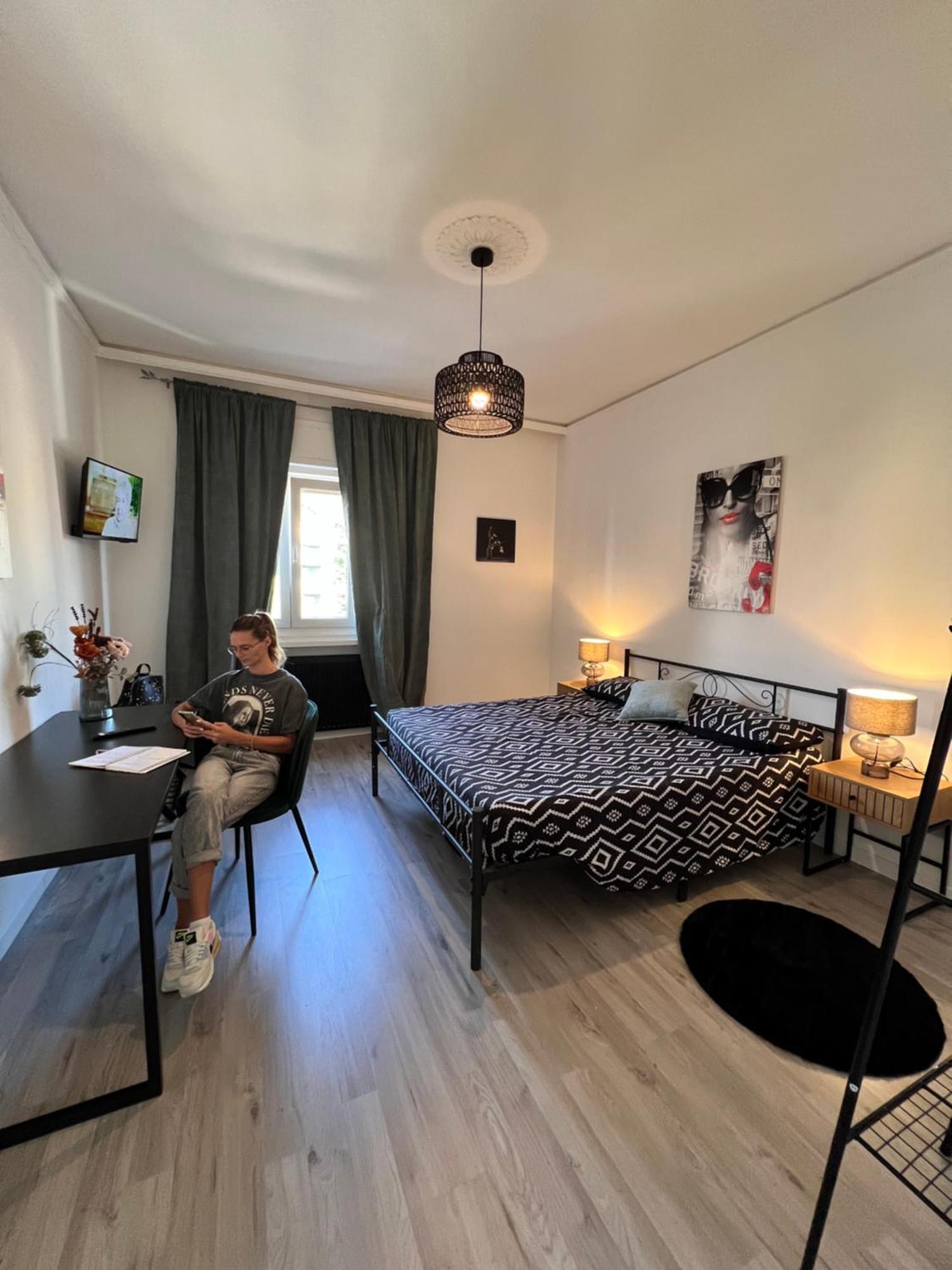 Sea View And Private Parking Appartement