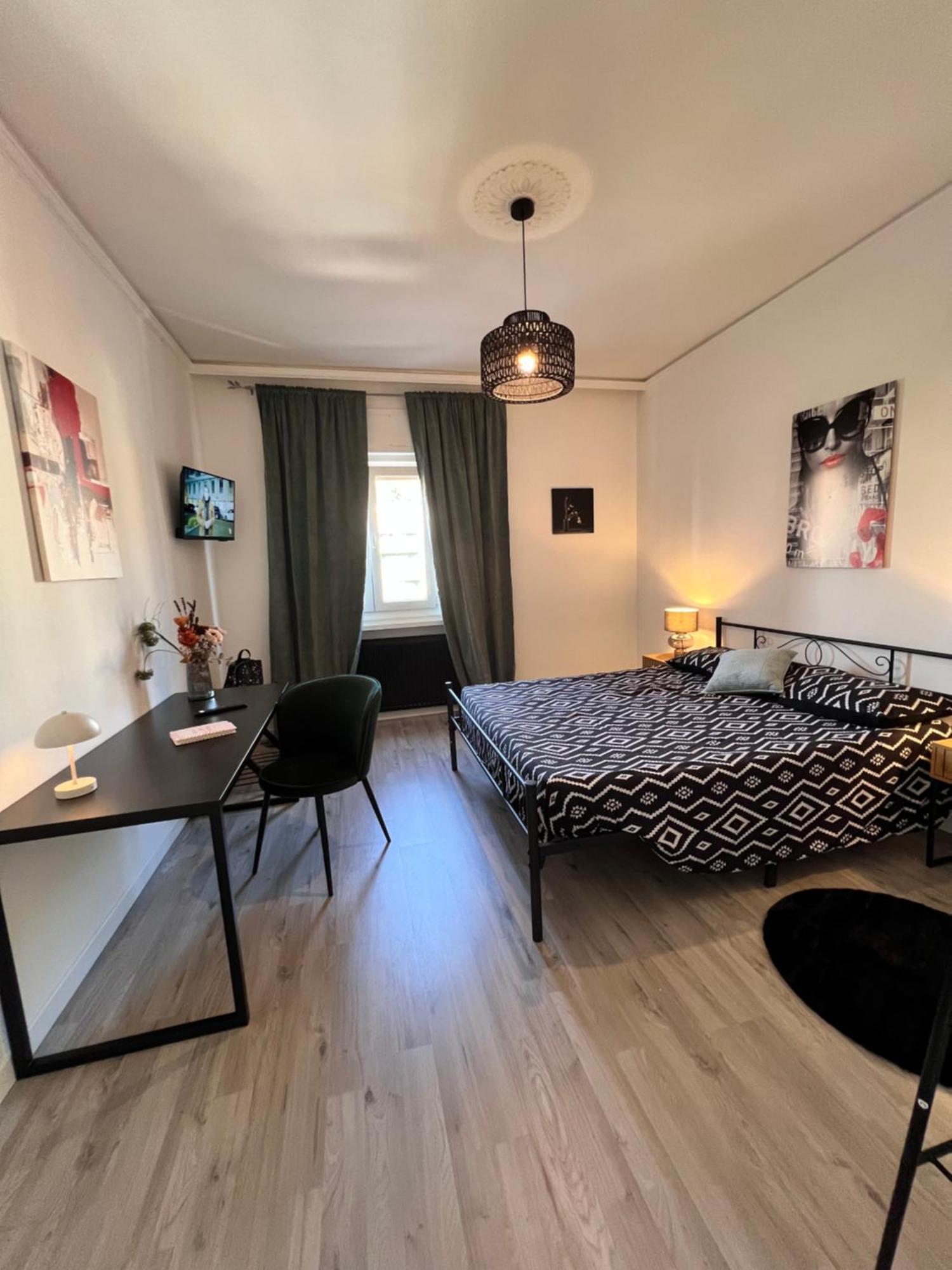 Sea View And Private Parking Appartement *
